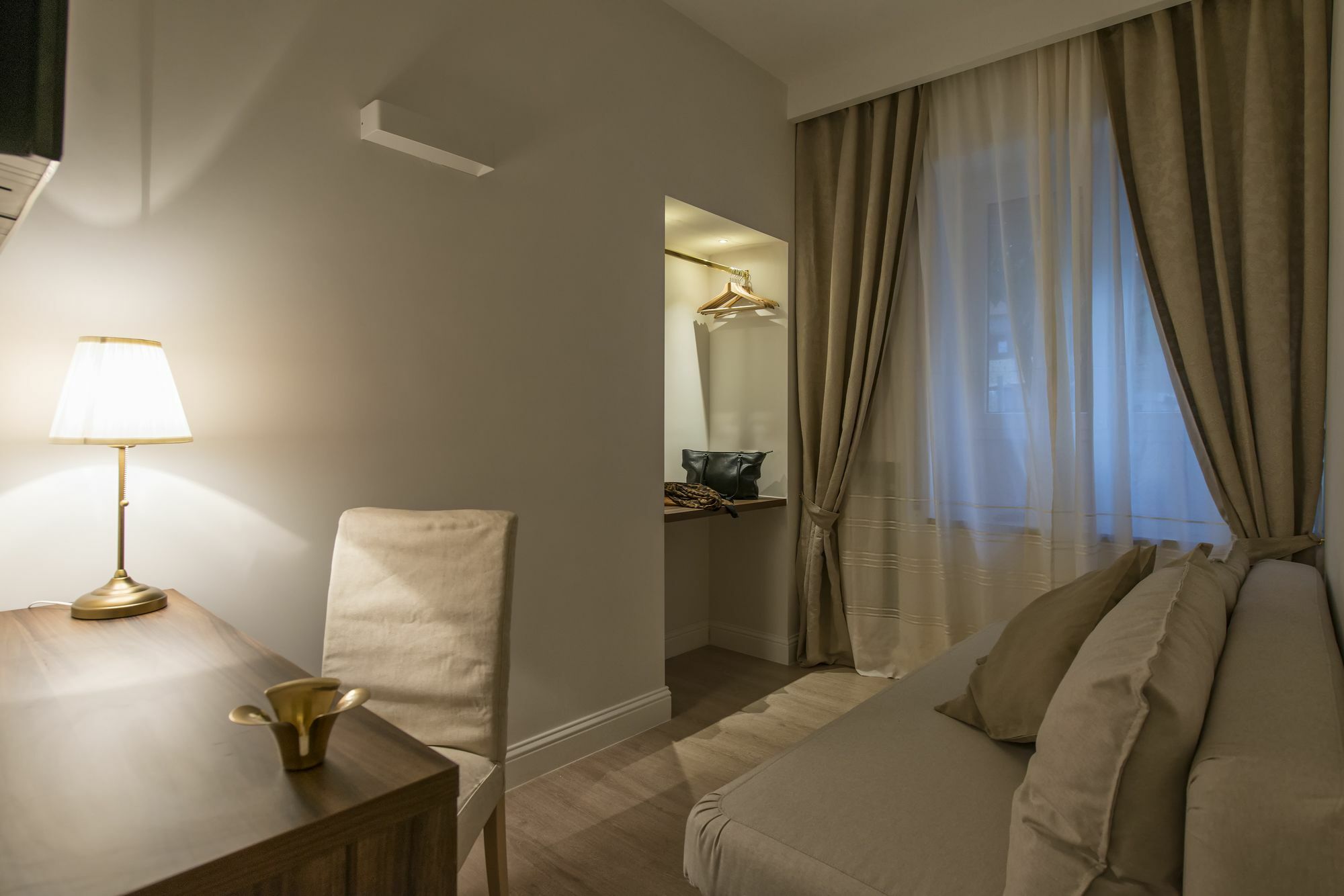 Aruna Suites Roma Ngoại thất bức ảnh